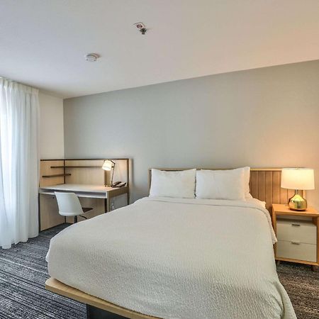 Alluxsuites At 1876, Ascend Hotel Collection Tallahassee Bagian luar foto