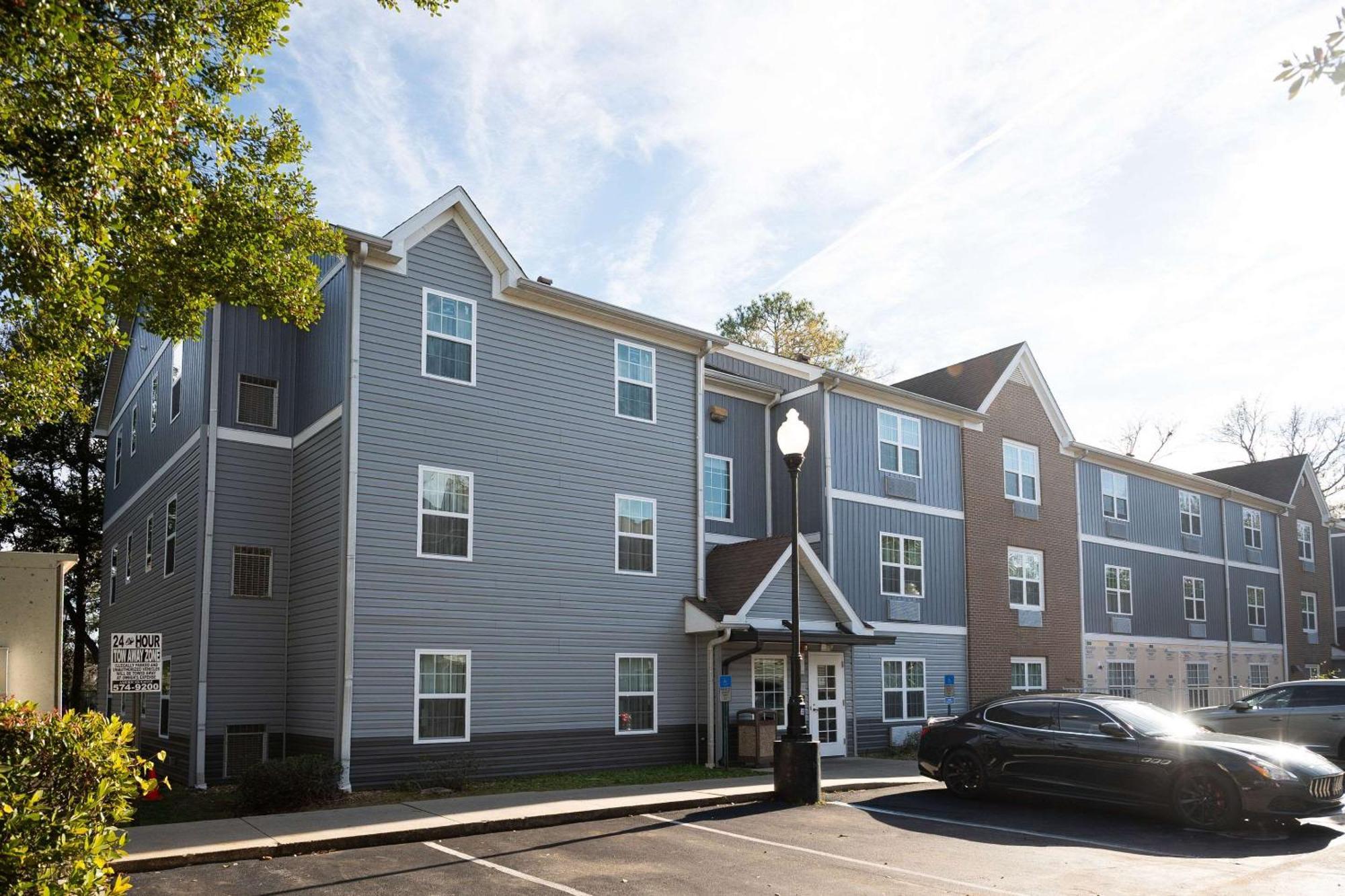 Alluxsuites At 1876, Ascend Hotel Collection Tallahassee Bagian luar foto